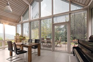 Passgenauer Sonnenschutz in jeder Neigung